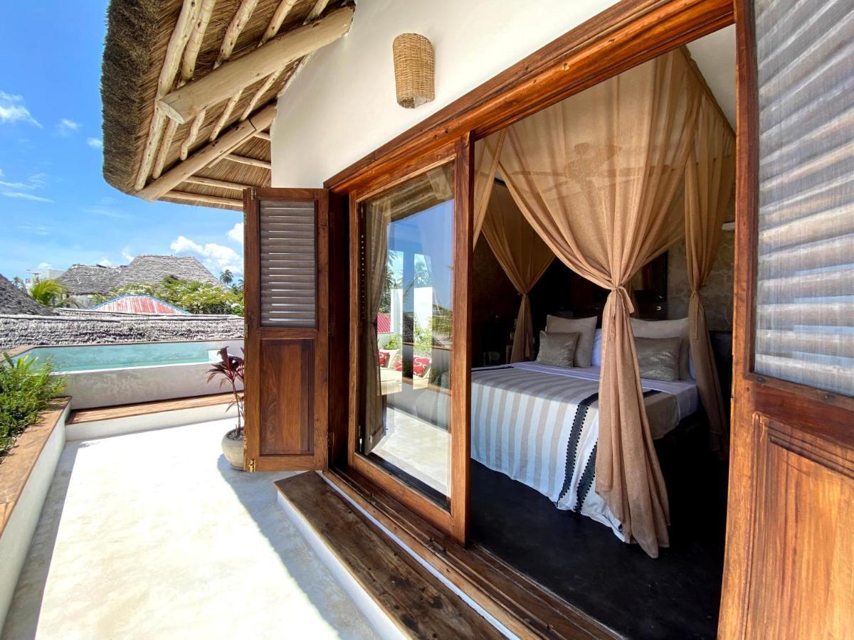 Joya' Beach Suites & Villa Джамбіані Екстер'єр фото
