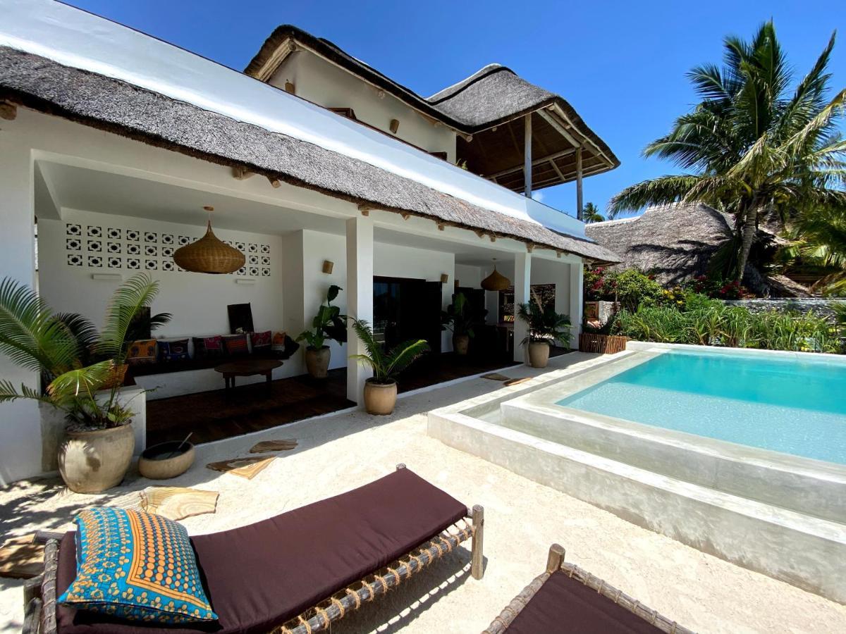 Joya' Beach Suites & Villa Джамбіані Екстер'єр фото
