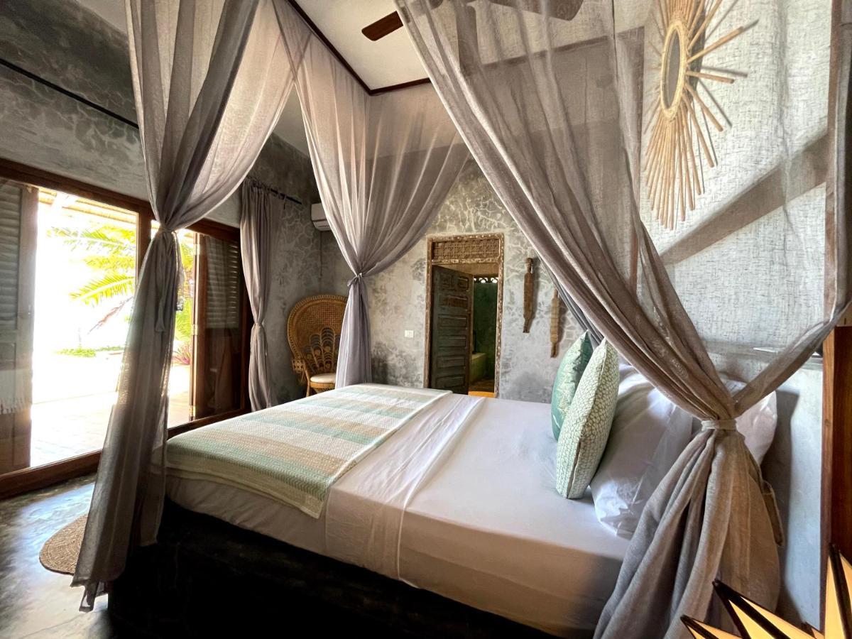 Joya' Beach Suites & Villa Джамбіані Екстер'єр фото