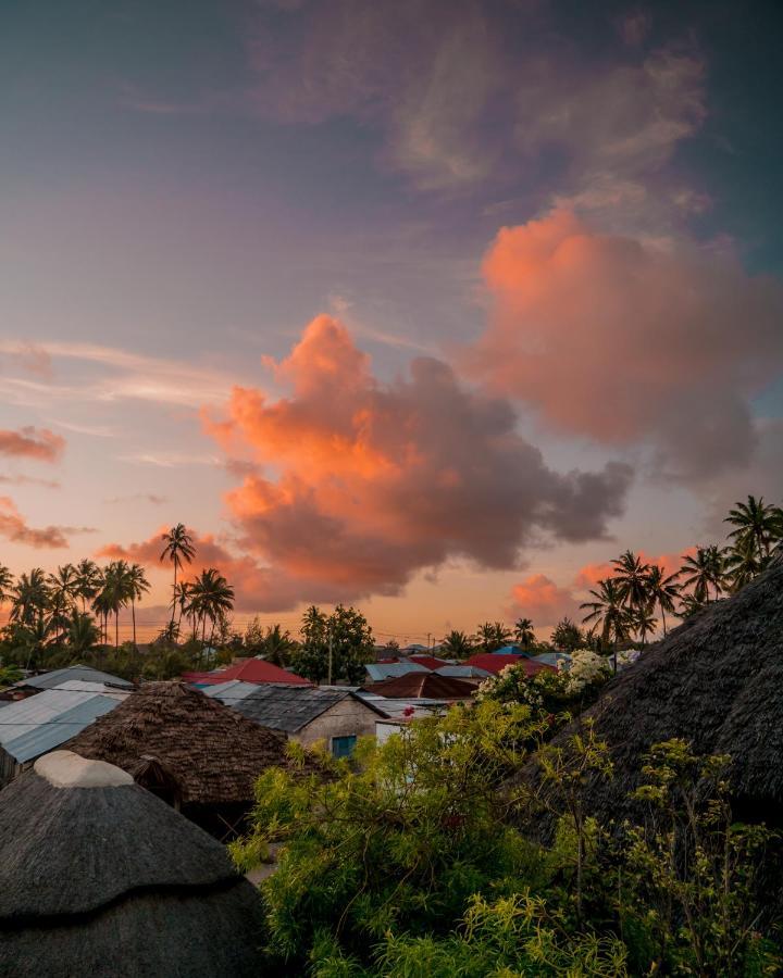 Joya' Beach Suites & Villa Джамбіані Екстер'єр фото