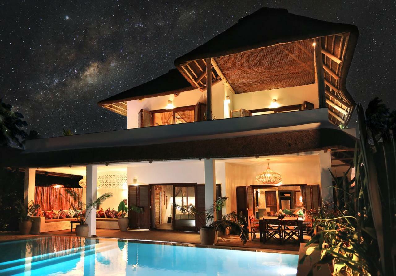 Joya' Beach Suites & Villa Джамбіані Екстер'єр фото